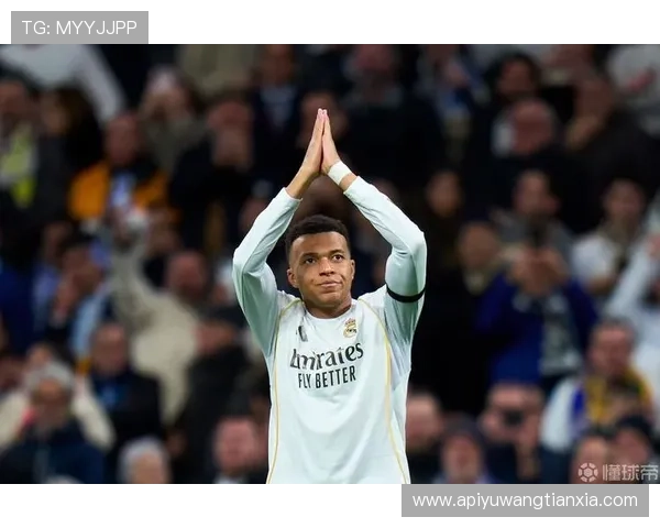 姆巴佩欧冠单赛季进14球紧随巨星